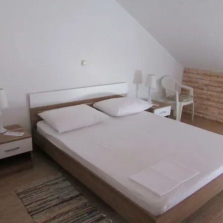 Dominika Apartman Trogir