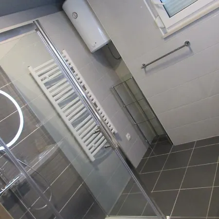 Dominika Lejlighed *